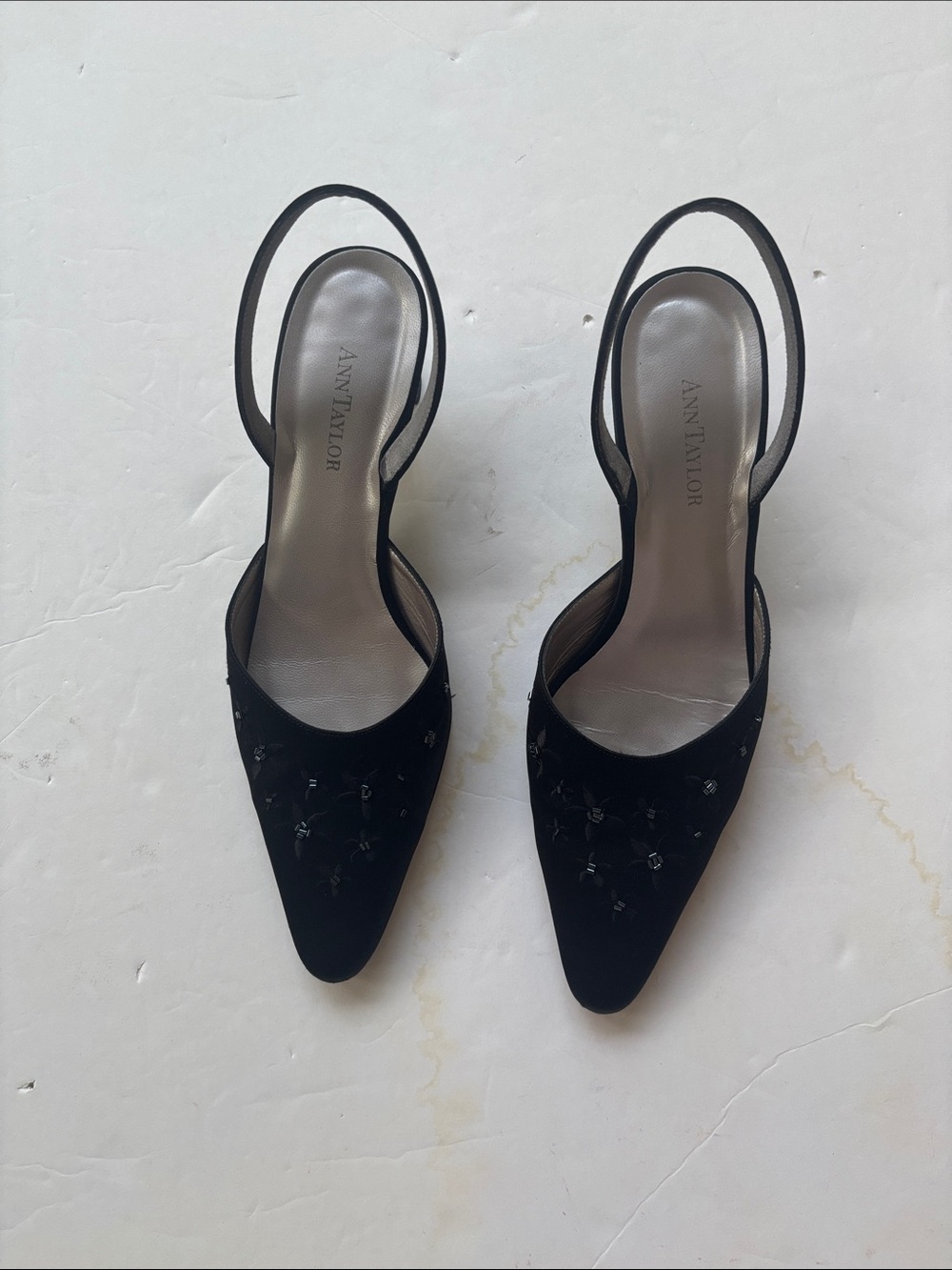 Vintage 90s Ann Taylor Italy Slingback Kitten Heel Black Beaded Y2K Formal 9 Hot - Picture 3 of 17